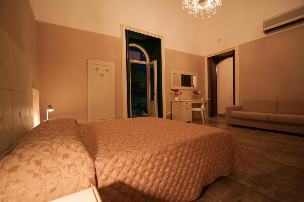 Torre Del Mare Hotel อิสปิคา ภายนอก รูปภาพ